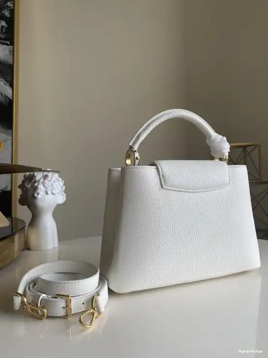VUITTON LOUIS CAPUCINES BB 0531